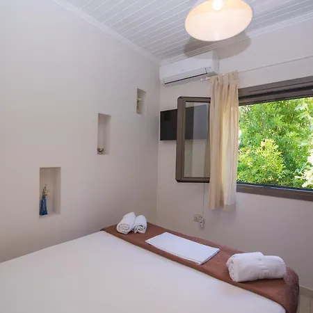 Casa Dina Lefkada City
