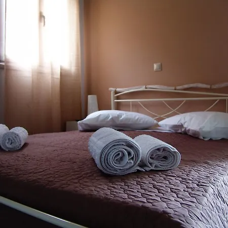 Casa Dina Apartmán *