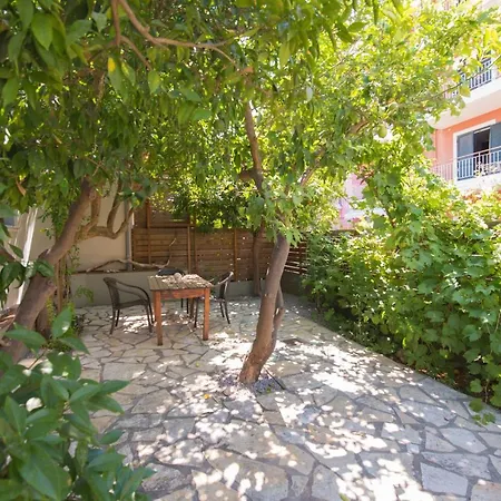 Appartamento Casa Dina *