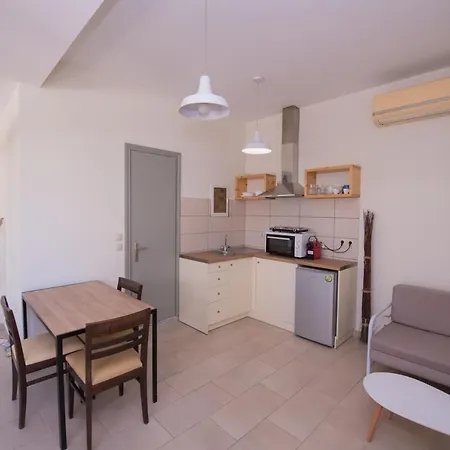 Casa Dina