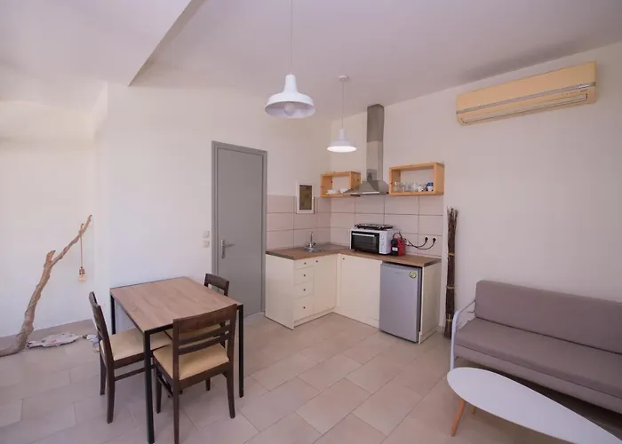 Casa Dina